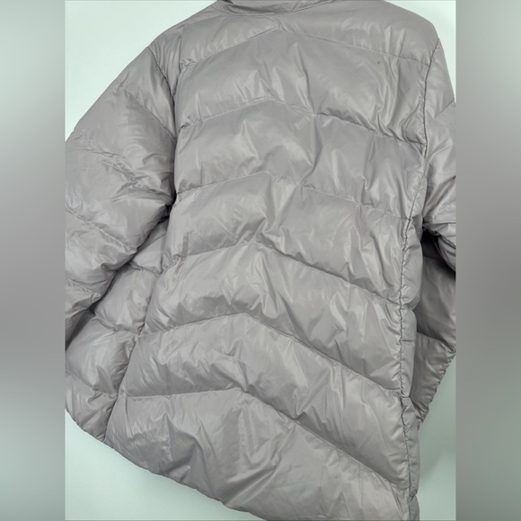 Eddie Bauer Women's Lightweight Packable Puffer Jacket 650 Down Large - Picture 6 of 6